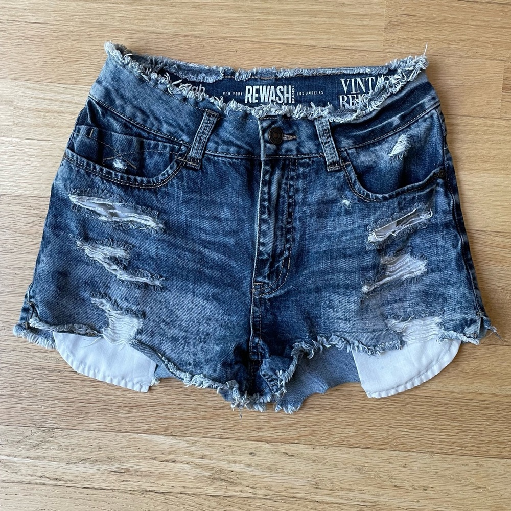 Vintage Reunion High Rise Distressed Denim Shorts Size 5 / 27 EUC - Picture 1 of 7